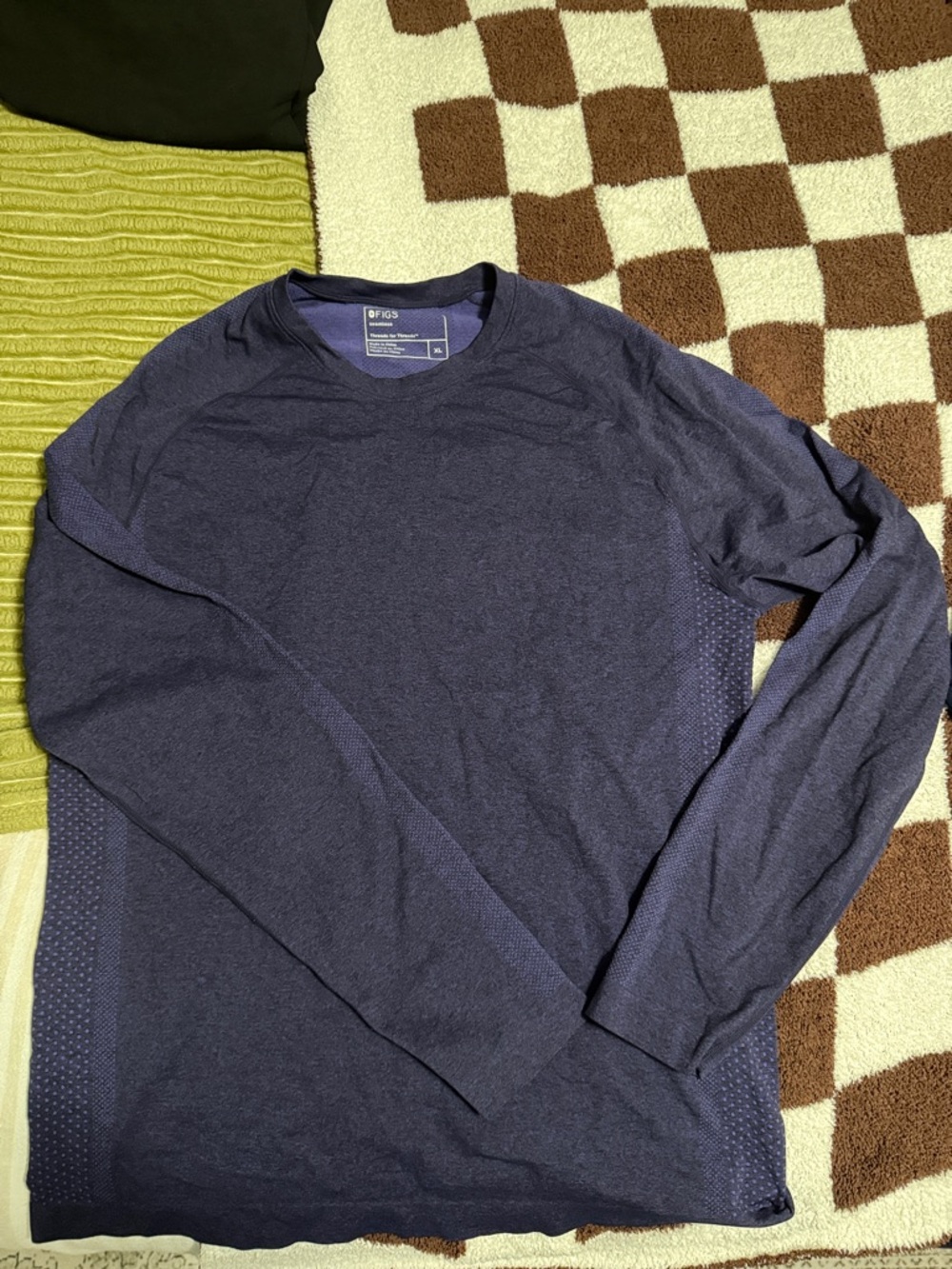 Figs Long Sleeve Tee in Navy Blue